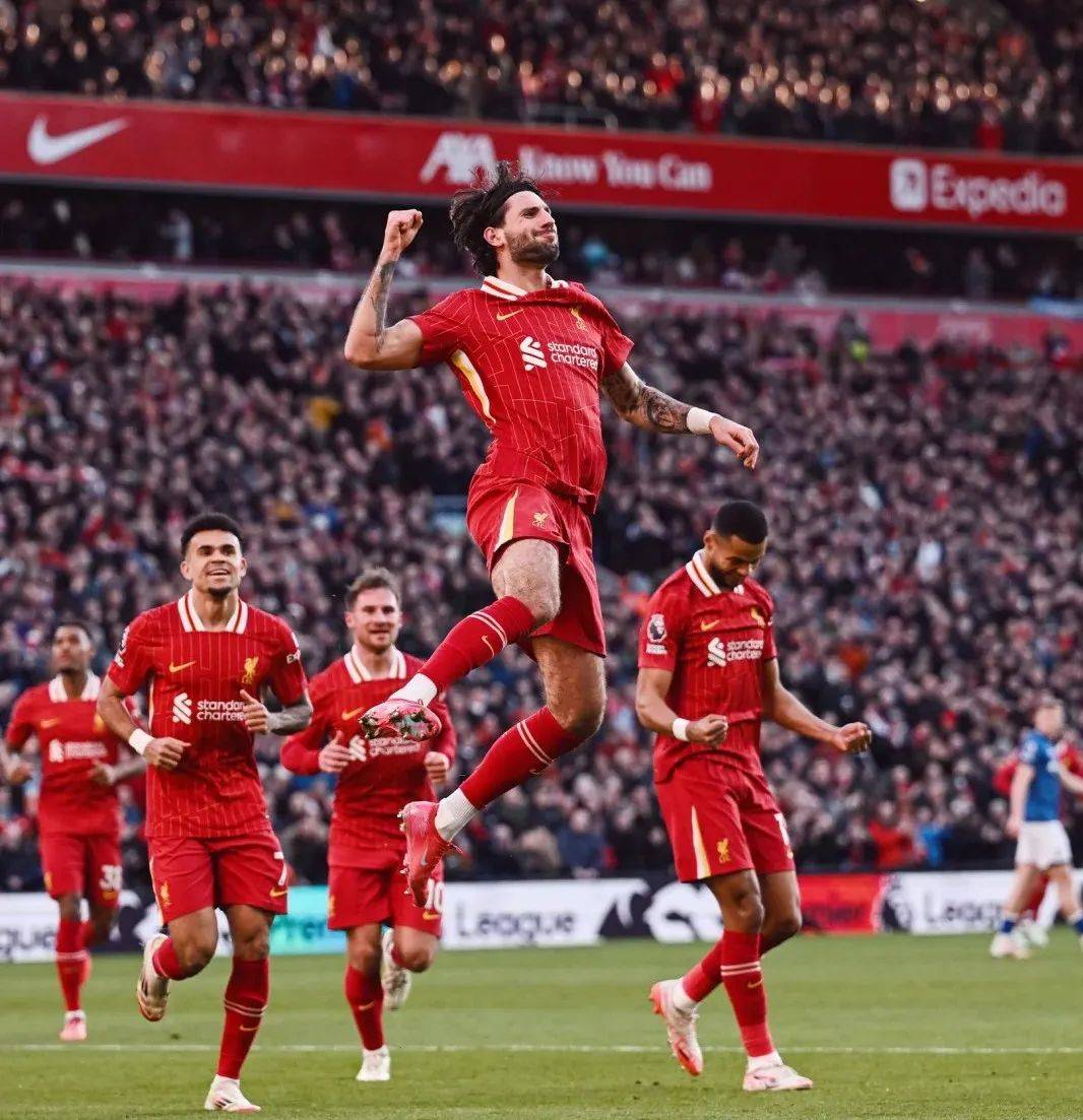 九游体育在线-利物浦新援正式加盟球队，或改善中场实力的简单介绍