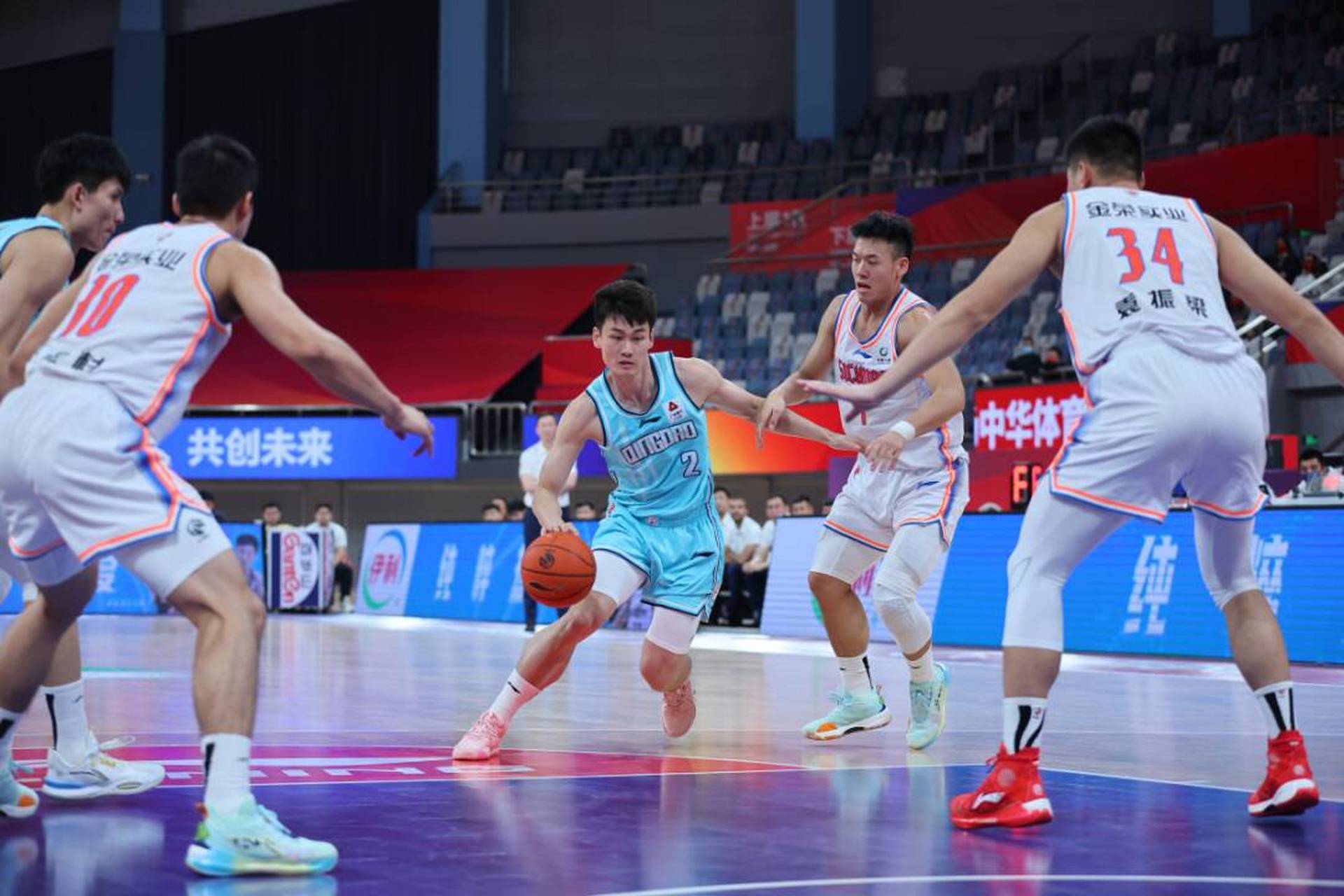 福建队在最新一场比赛中赢得胜利,展现实力 福建队在最新一场比赛中赢得胜利,展现实力