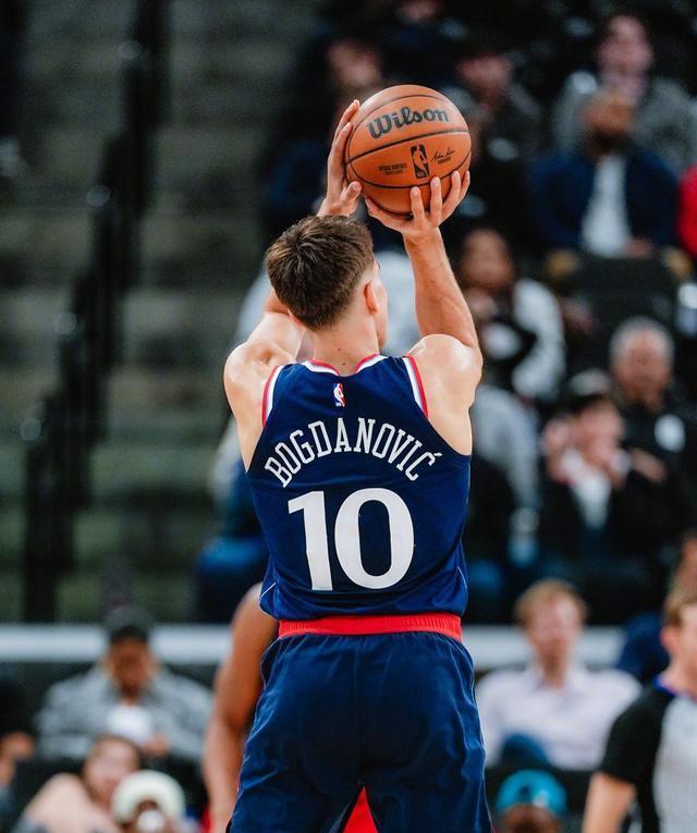 爵士力克快船,鹈鹕遭逆转失败的简单介绍 爵士力克快船,鹈鹕遭逆转失败的简单介绍