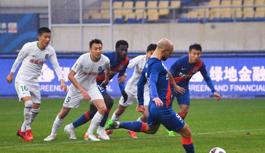 九游体育app-中超比赛引发球迷热议，留下一些不解之谜的简单介绍