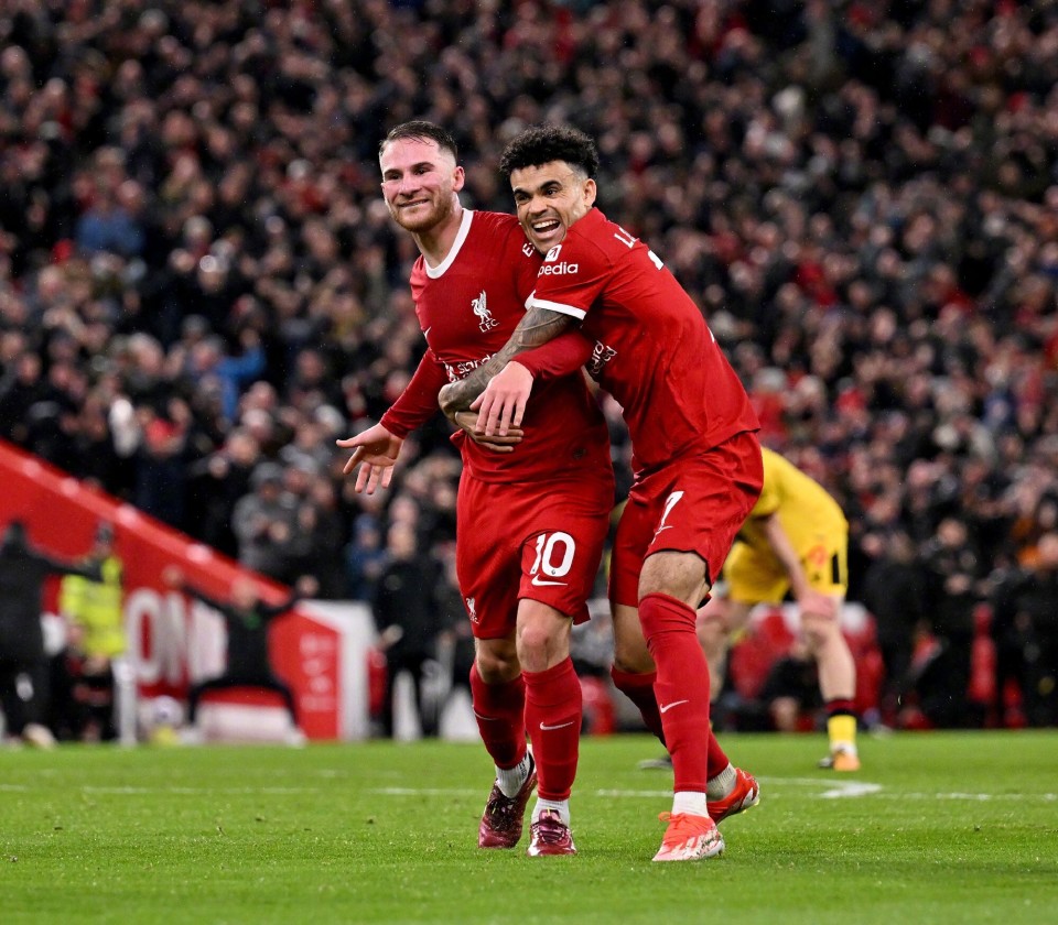 九游体育官网入口-曼联客场险胜谢菲联，取得关键胜利