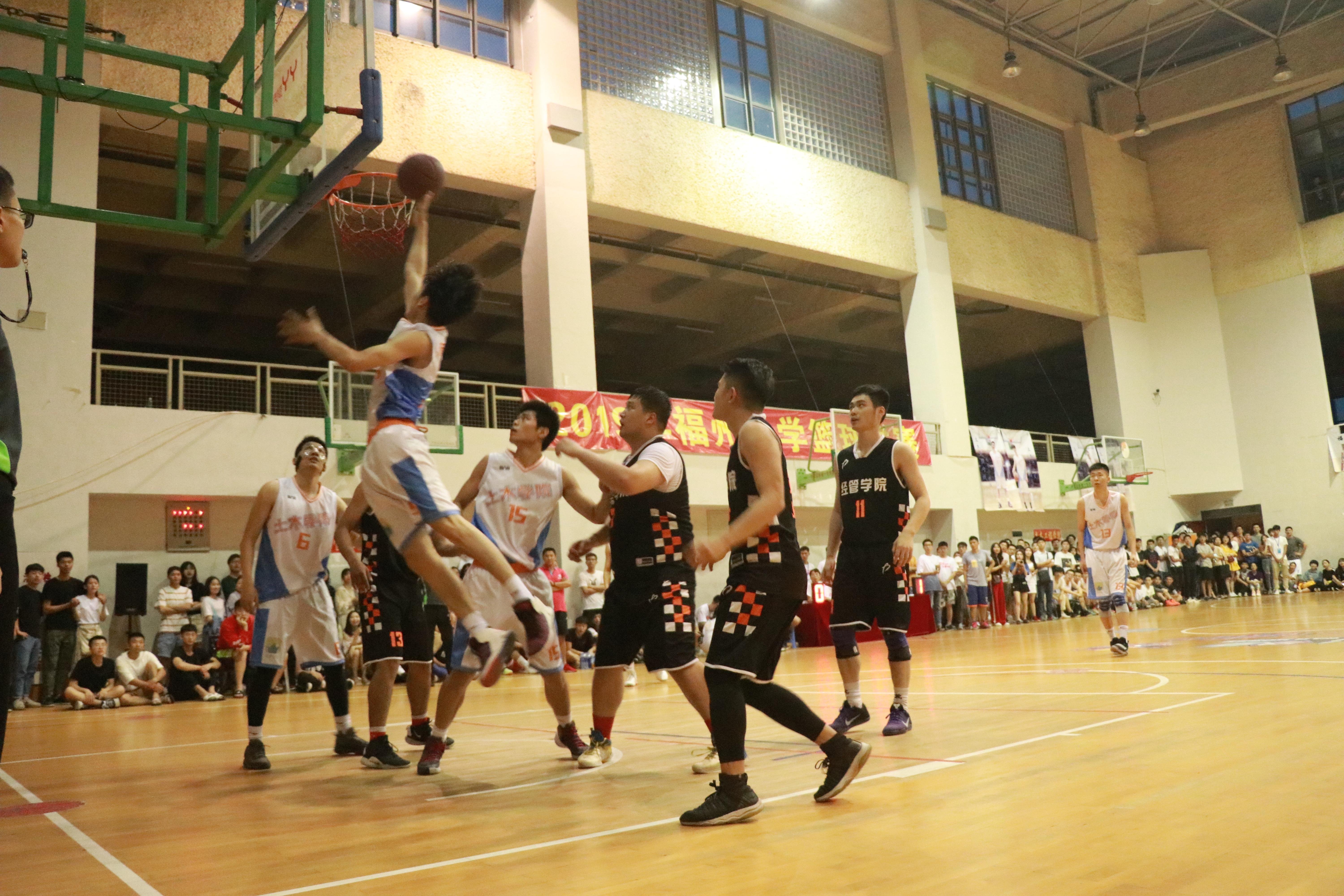 南美洲国家篮球联赛冠军庆祝夺冠 南美洲国家篮球联赛冠军庆祝夺冠