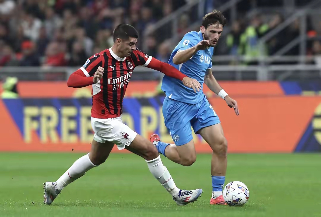 包含米兰之战大揭秘!AC米兰取胜国际米兰升至榜首的词条 包含米兰之战大揭秘!AC米兰取胜国际米兰升至榜首的词条