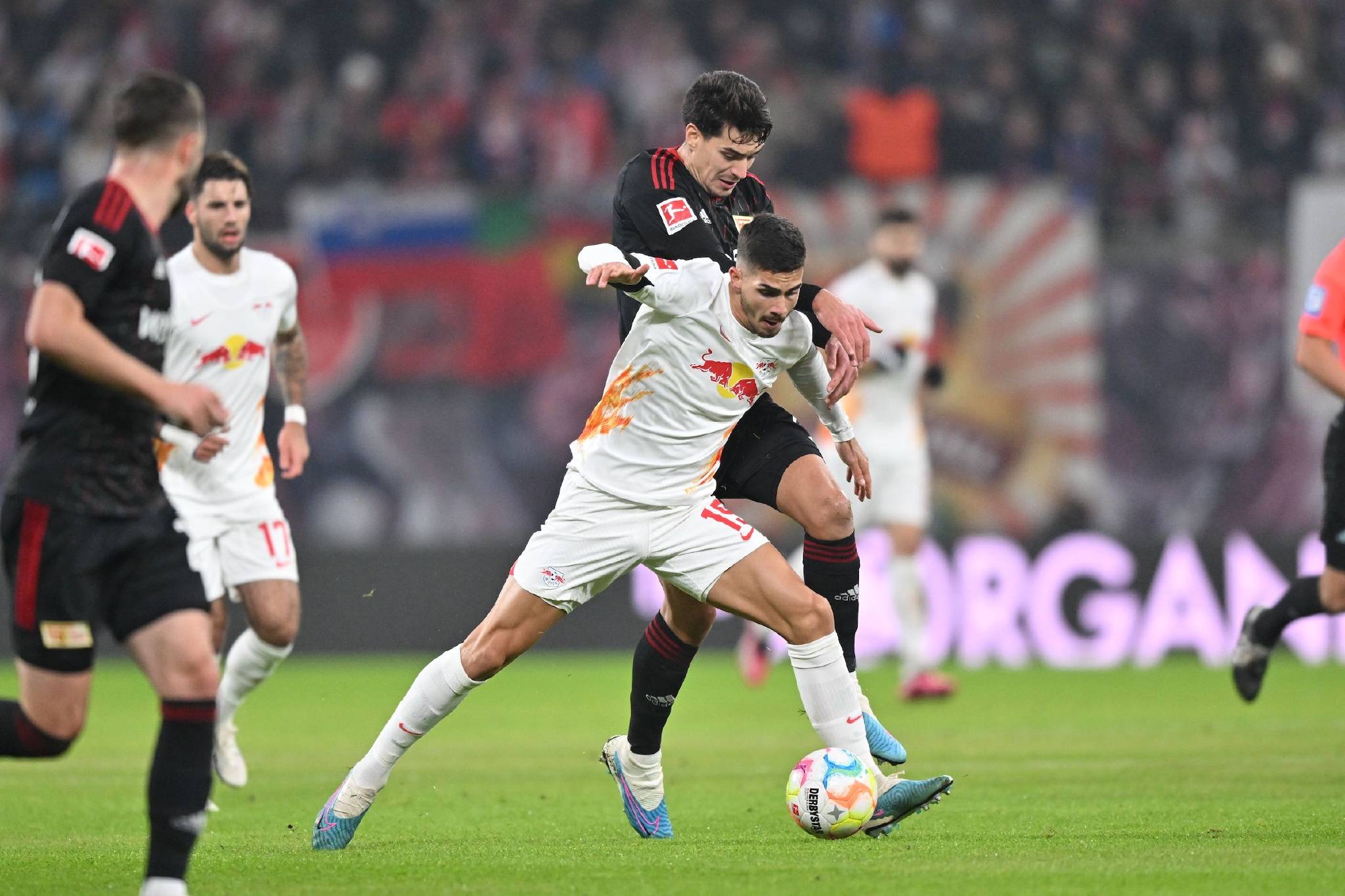 -莱比锡红牛精彩逆转，实现神奇反击的简单介绍