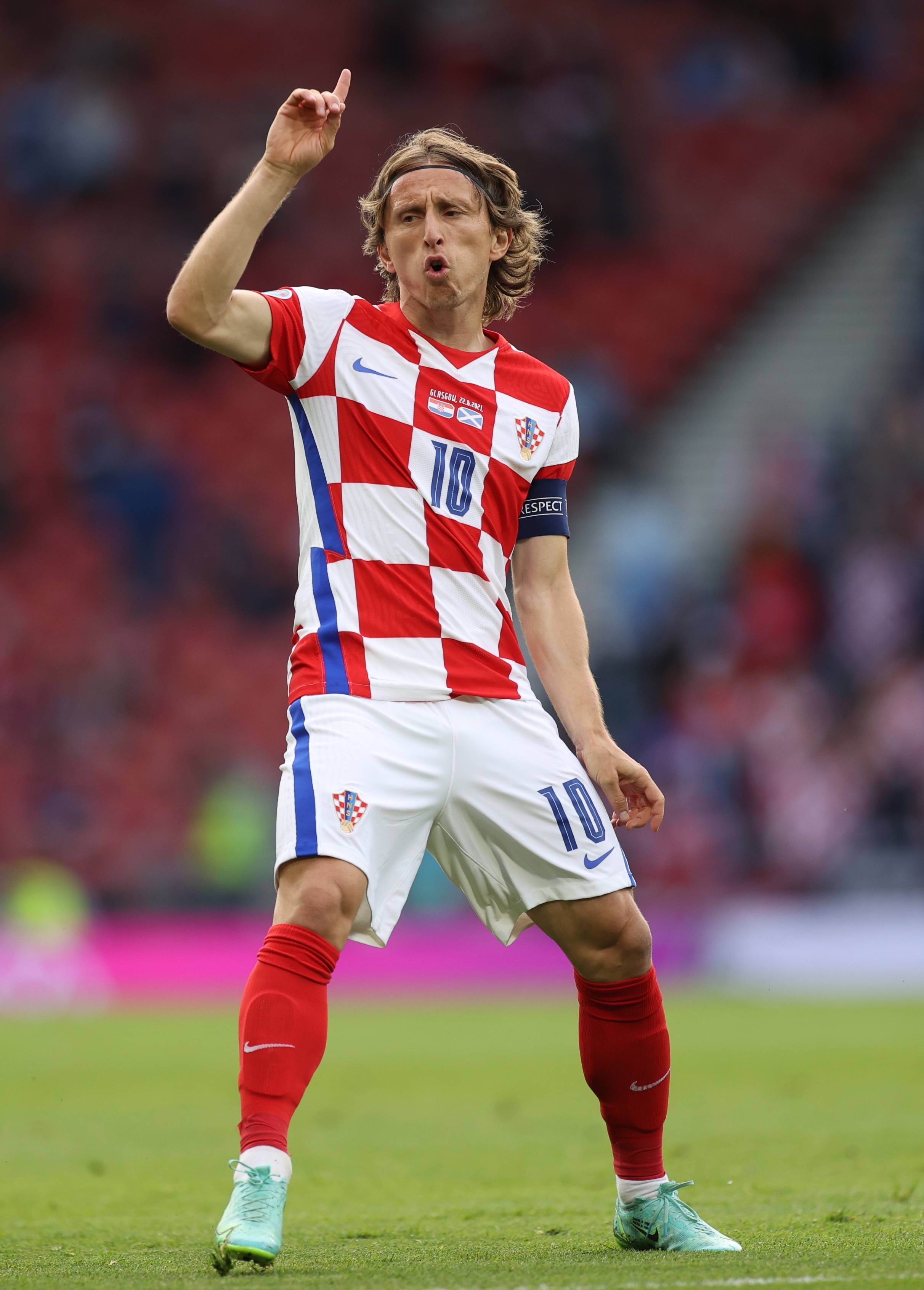 -克罗地亚游泳选手稳中求胜夺冠仅一战的简单介绍