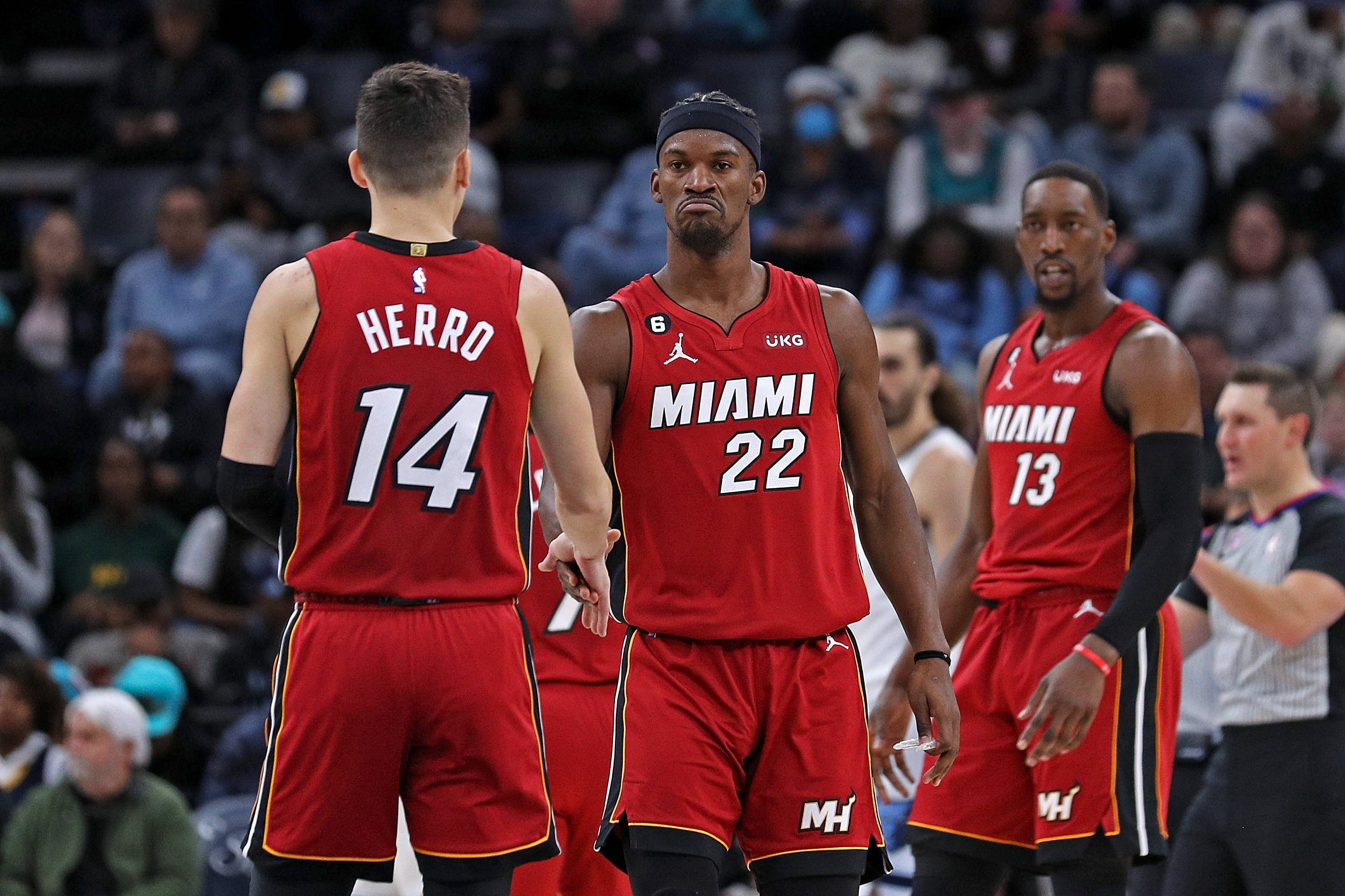 九游体育入口-包含热火负于凯尔特人，球队面临综合调整的词条