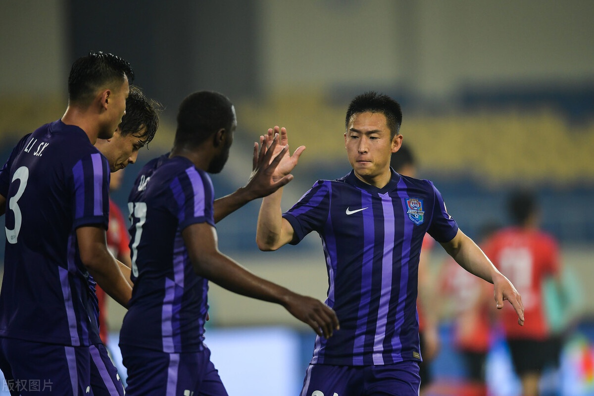 九游体育网页版登录入口-球员个人训练进入紧张阶段，技术提升有方的简单介绍