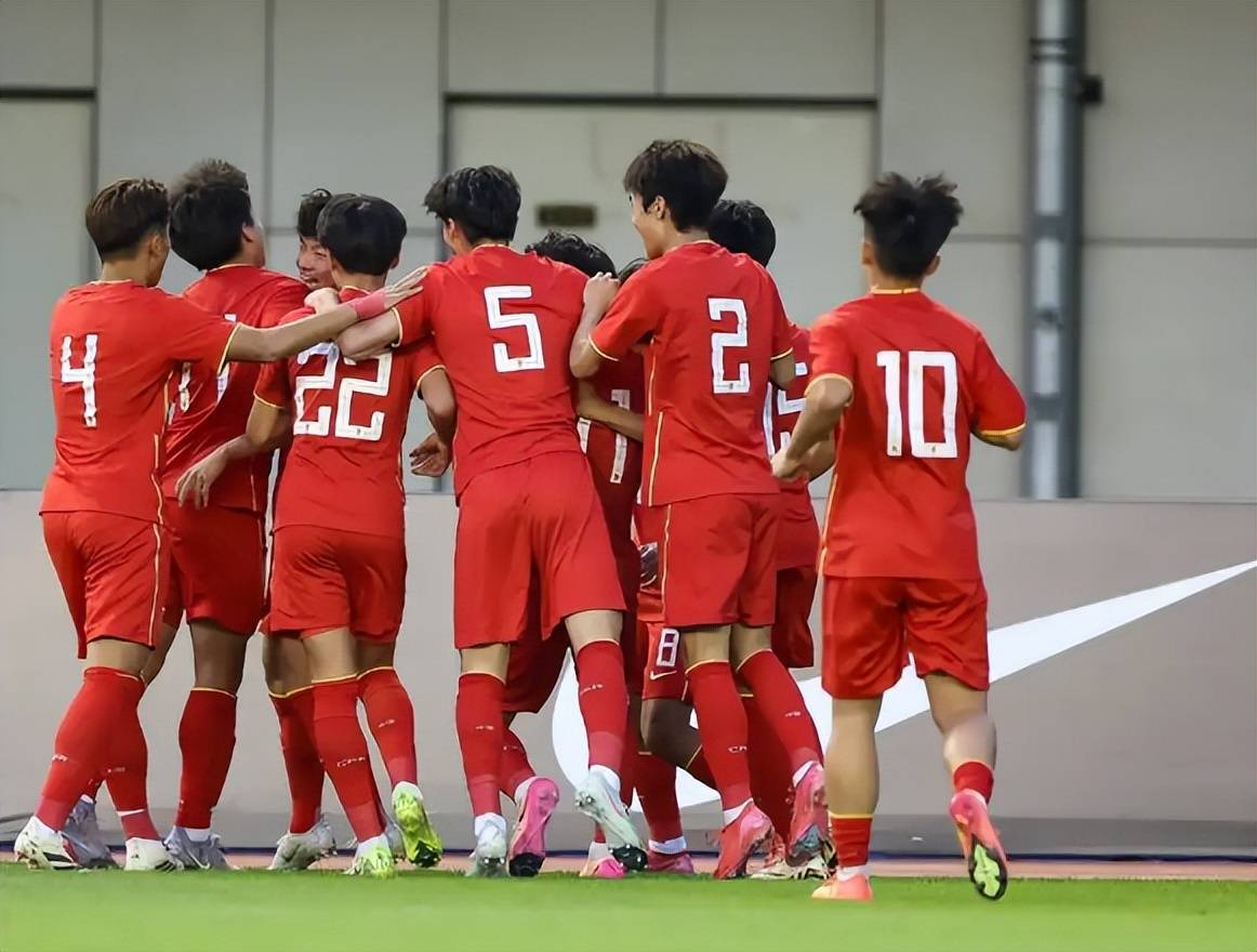 包含澳大利亚队伍取得连续胜利,冲向冠军的词条 包含澳大利亚队伍取得连续胜利,冲向冠军的词条